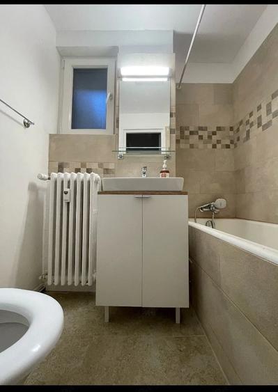 Garsonieră decomandată, mobilată în Romană