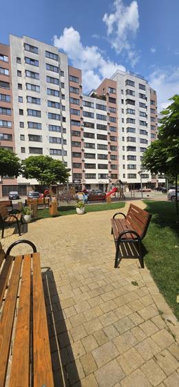 Apartament cu 2 camere decomandat în Tătărași