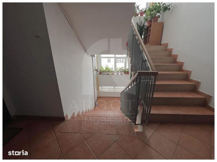 Apartament cu 4 camere în Marghiloman