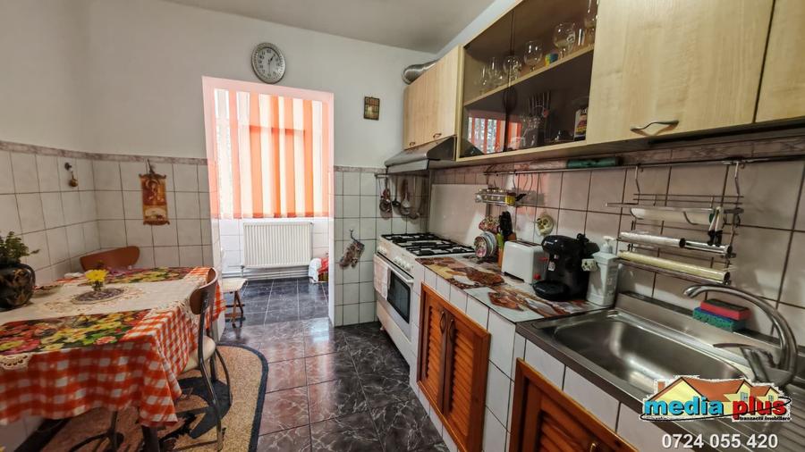 Apartament cu 2 camere decomandat în Micro 39