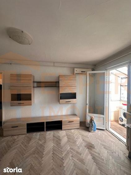 Apartament cu 3 camere în Tomis Nord