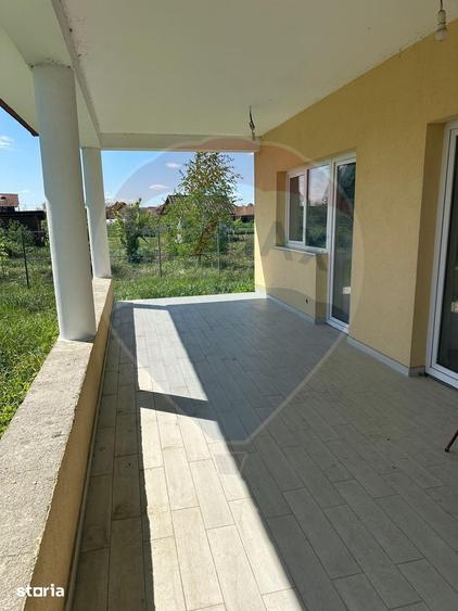 Casă cu 4 camere cu Teren 715 Mp în Central