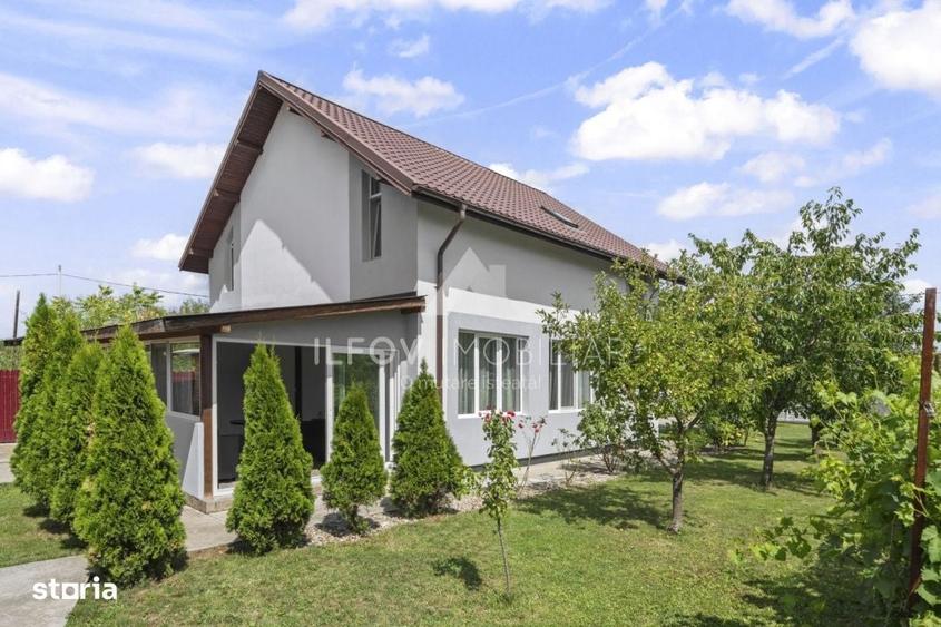 Casă cu 4 camere decomandat în Domnești