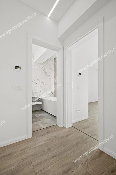 Apartament cu 3 camere decomandat în Sud