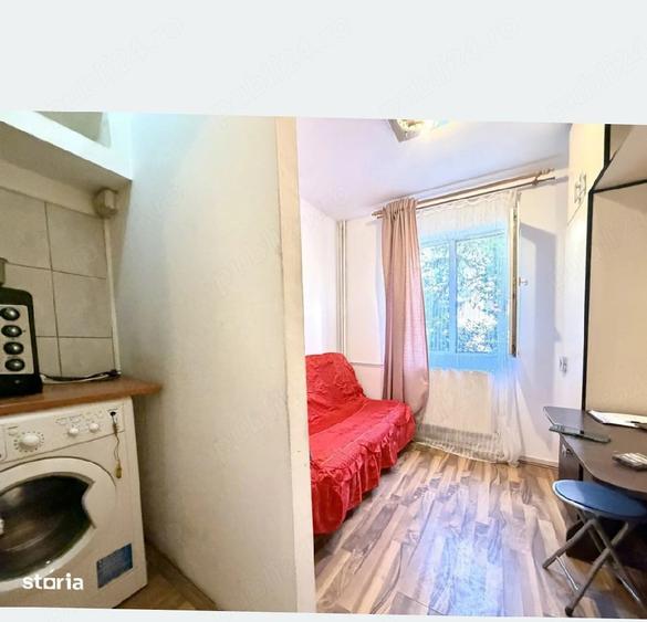 Garsonieră decomandată în Iosefin