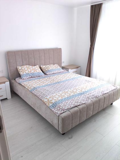 Barlad.Apartament cu 2 camere de inchiriat. Zona Belin confectii. Proaspat renovat si mobilat. Are aer conditionat. Etaj 2 din 4. - 3