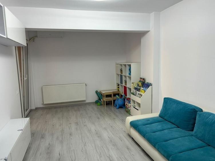 Apartament 2 camere mobilat de vanzare - 3