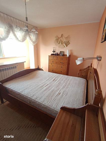 Apartament cu 3 camere, mobilat în Tomis Nord