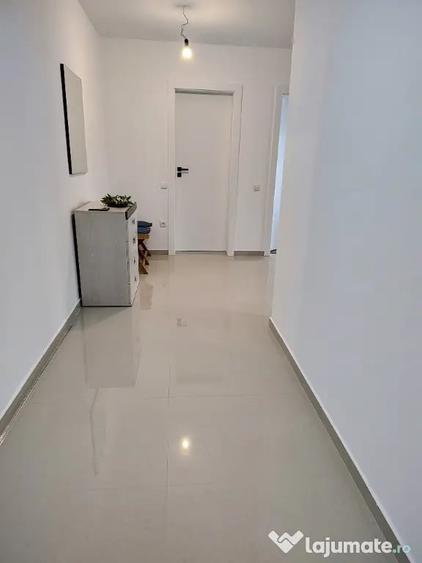 Apartament cu 2 camere decomandat în Florești
