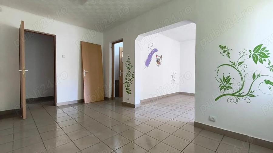 Spațiu comercial, de 32 mp, în Dacia