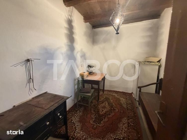 Casă cu 3 camere în Grânari