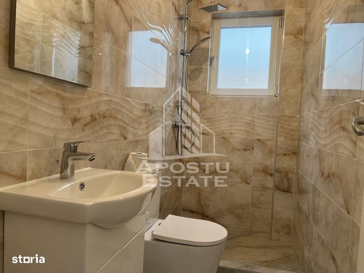 Casă cu 4 camere în Carani