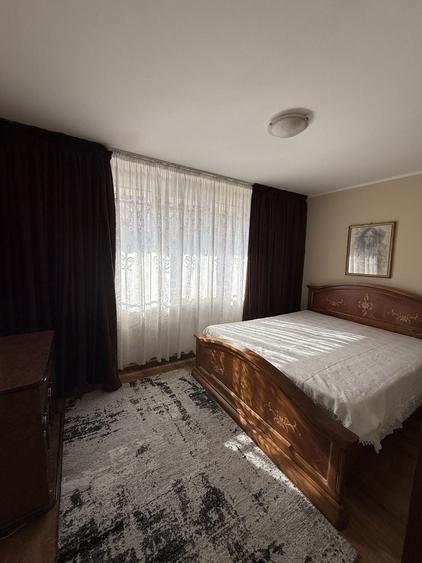Apartament cu 2 camere decomandat în Dărmănești