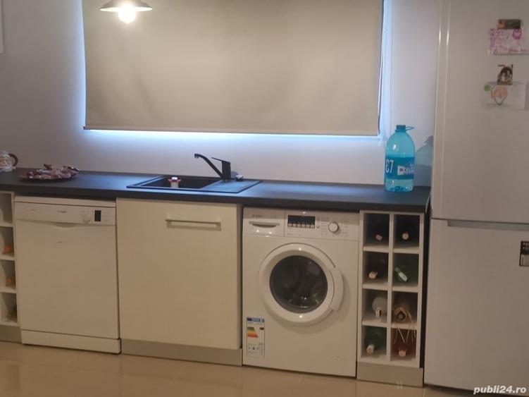 Casă cu 4 camere cu Teren 1385 Mp în Central