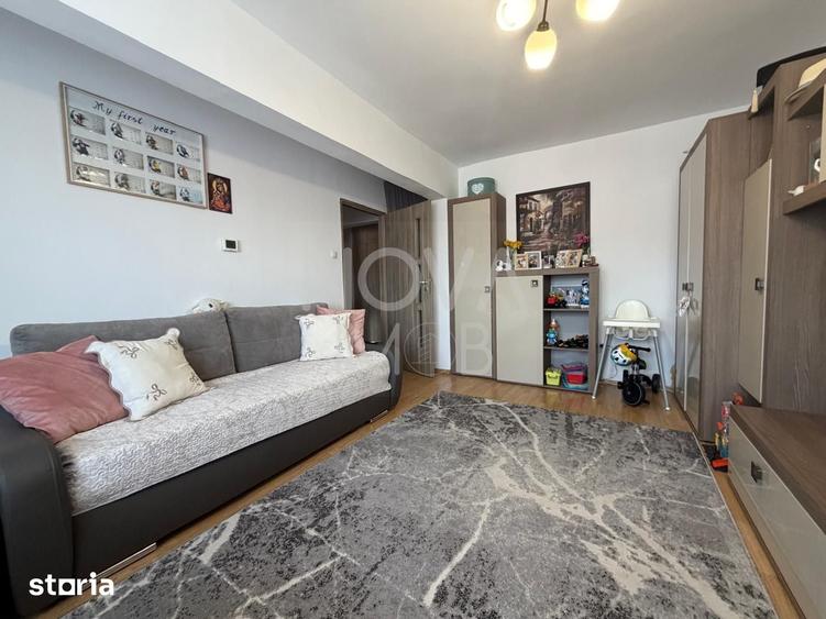 Apartament cu 2 camere decomandat în Ștrand