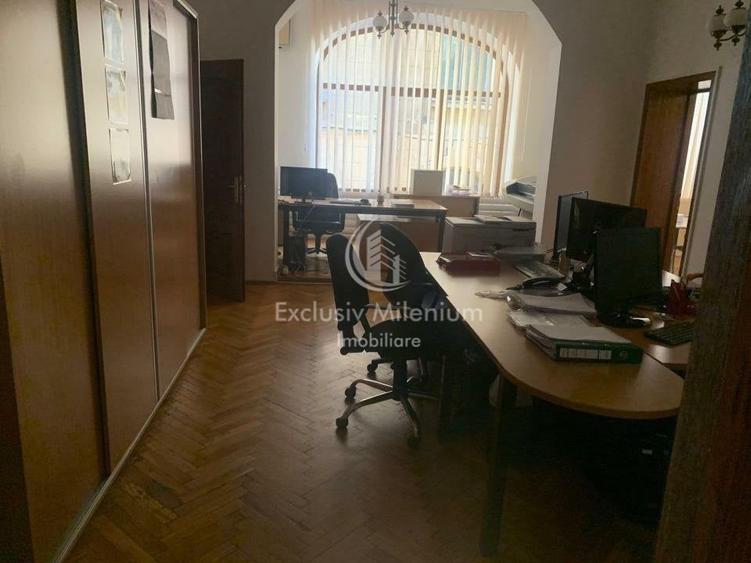 Birou, de 200 mp, în Cișmigiu
