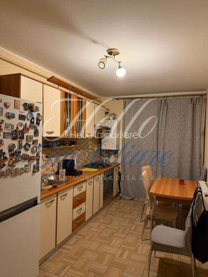 Apartament cu 1 camere 32 mp + 7 mp balcon + parcare Floresti zona Eroilor
