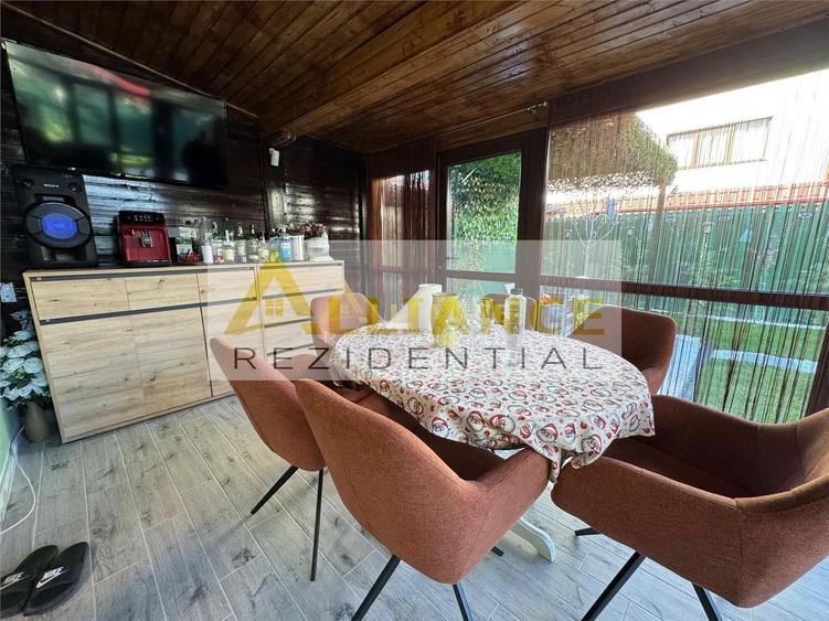 Duplex cu 4 camere cu Canalizare în Central