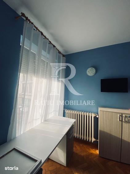 Apartament cu 4 camere decomandat în Ultracentral