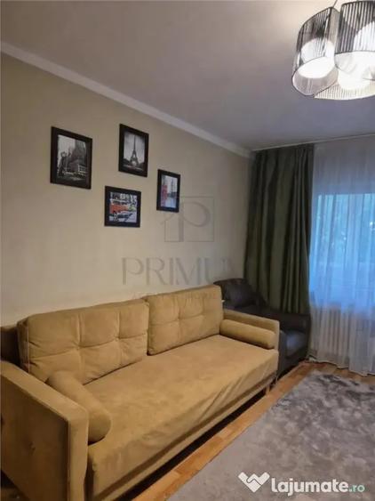 Apartament cu 4 camere decomandat, mobilat în Aradului