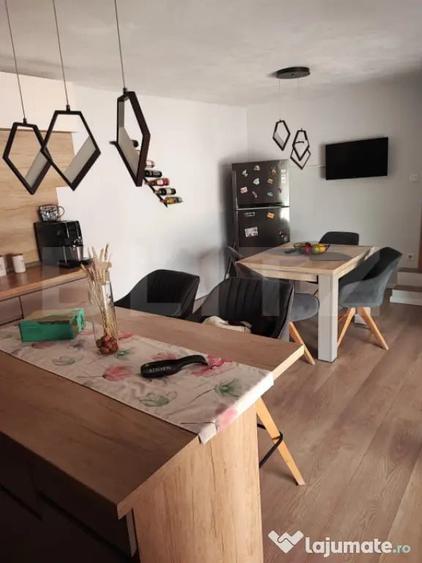 Casă cu 5 camere cu Teren 1200 Mp în Central