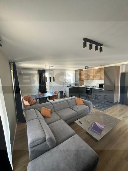 Apartament cu 3 camere semidecomandat, mobilat în Borhanci
