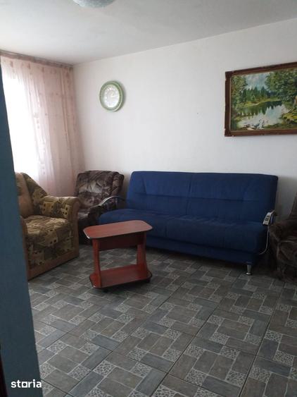 Apartament cu 3 camere decomandat în Micro 17