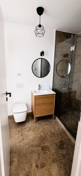 Duplex cu 5 camere cu Teren 227 Mp în Central