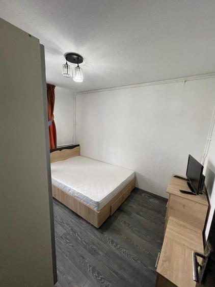 Inchiriez apartament 2 camere - 7