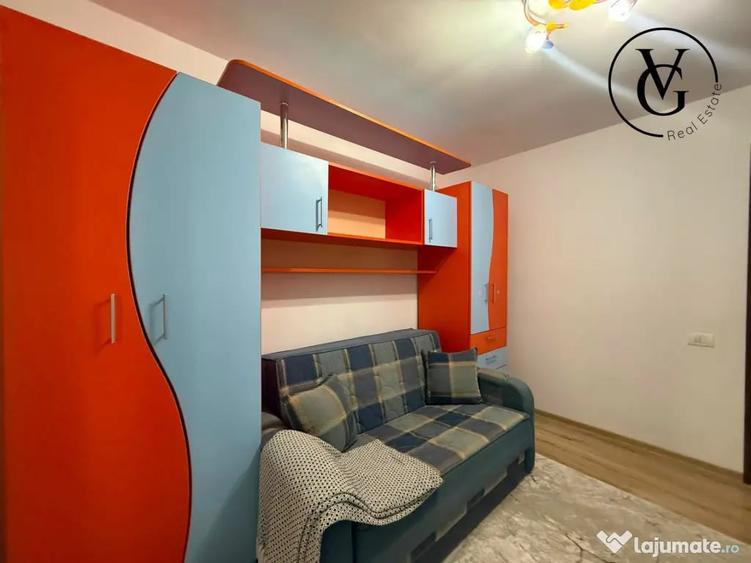 Apartament cu 3 camere decomandat în Faleza Nord