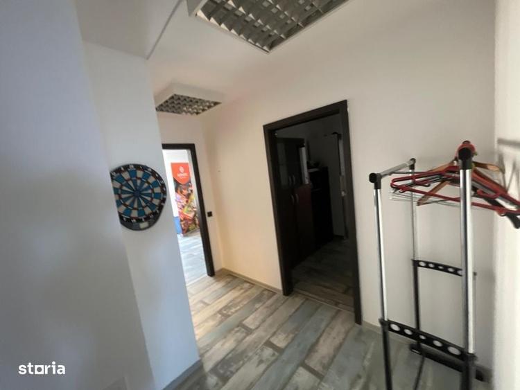 Apartament cu 4 camere decomandat în Universitate