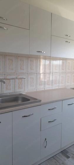 Apartament cu 2 camere decomandat în Micro 20