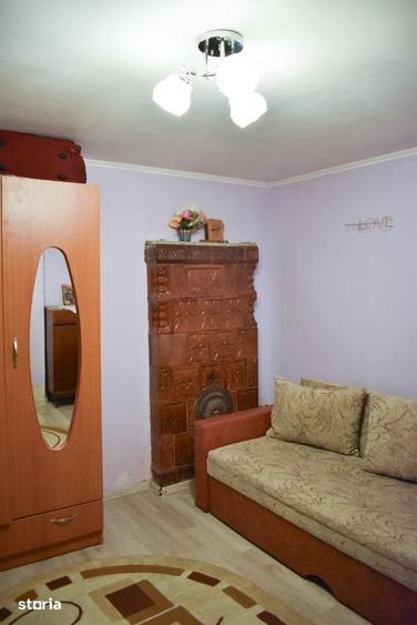 Casă cu 3 camere decomandat cu Teren 2150 Mp în Scorțeni