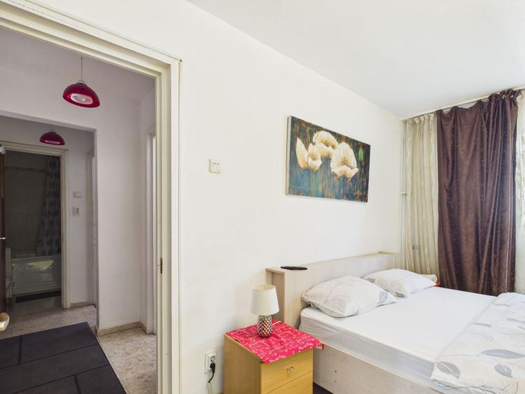 Apartament cu 2 camere decomandat în Dorobanți