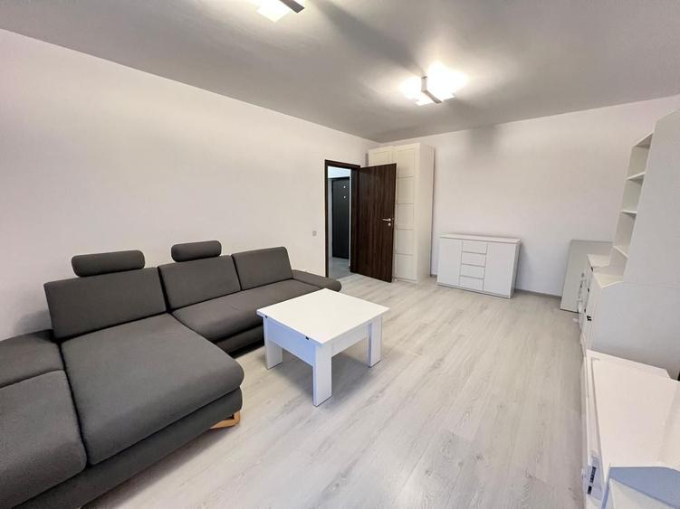Apartament cu 2 camere decomandat, mobilat în Borhanci