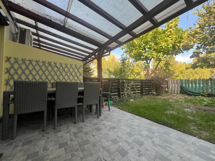 Duplex cu 5 camere cu Canalizare în Nord