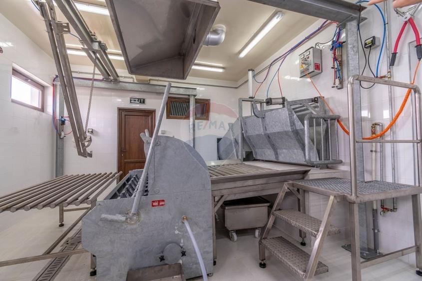 Spațiu industrial, de 2,116.5 mp, în Curtuiușu Dejului