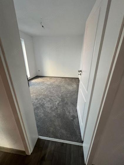 Casă cu 3 camere cu Teren 250 Mp în Central