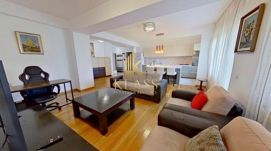 Apartament cu 3 camere decomandat, mobilat în Nord