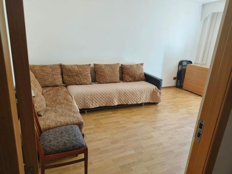Apartament cu 2 camere decomandat, mobilat în Tomis III