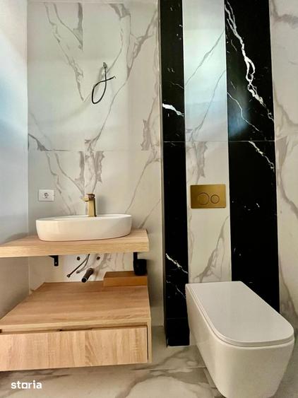 Casă cu 3 camere cu Teren 295 Mp în Central