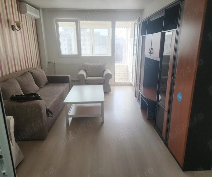 Apartament cu 3 camere decomandat, mobilat în Drumul Taberei