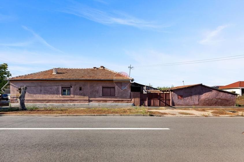 Casă individuală cu 4 camere cu Teren 785 Mp în Gai