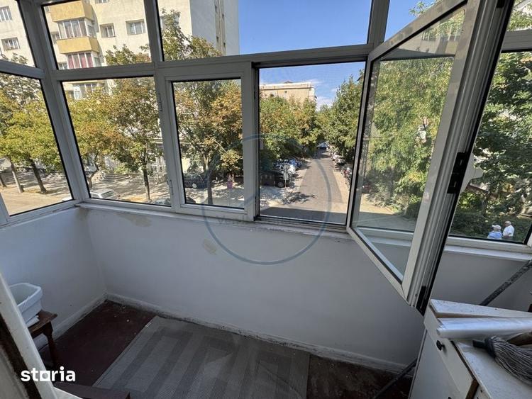 Apartament cu 3 camere decomandat în Ștefan cel Mare