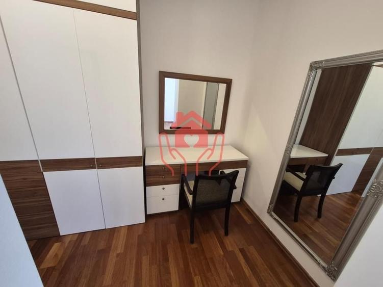 Apartament cu 4 camere decomandat, mobilat în Iancu Nicolae