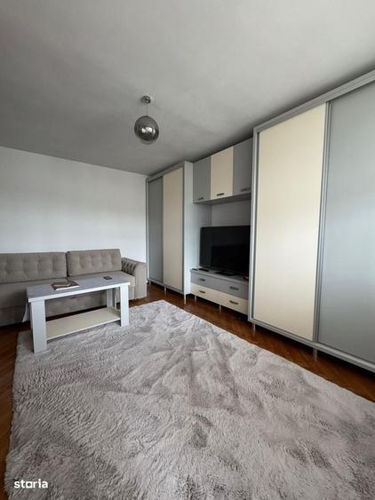 Apartament cu 3 camere decomandat în Cetate — fotografia 3