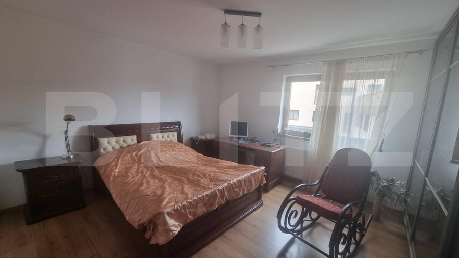 Apartament cu 3 camere decomandat, mobilat în Grigorescu