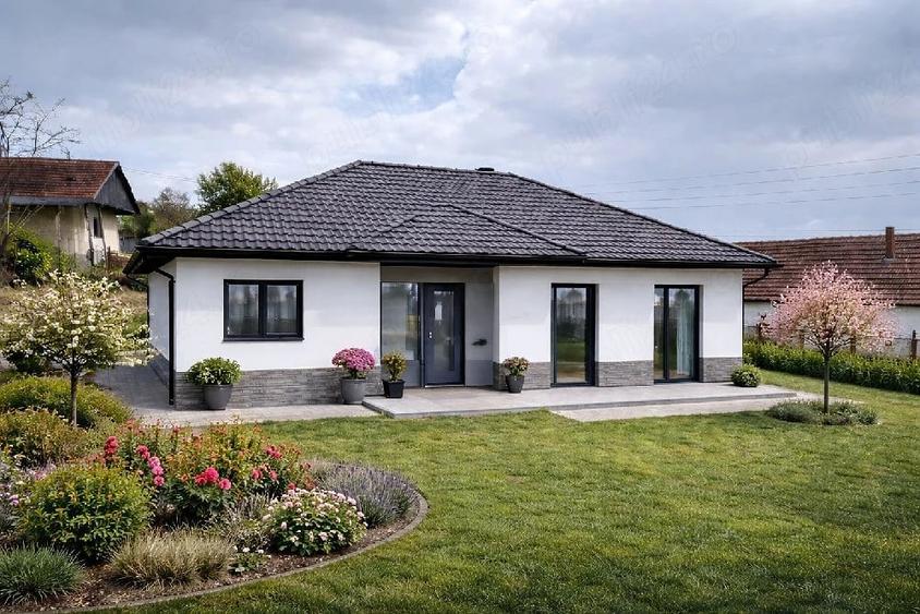 Casă cu Teren 5800 Mp în Păgaia