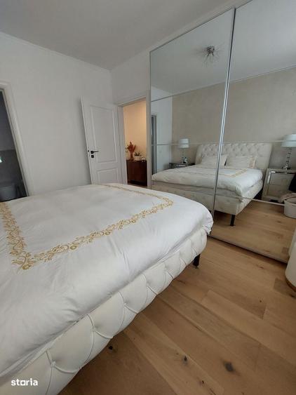 Casă cu 4 camere cu Teren 450 Mp în Central
