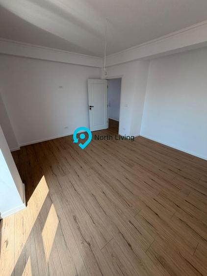 Duplex cu 5 camere cu Canalizare în Central